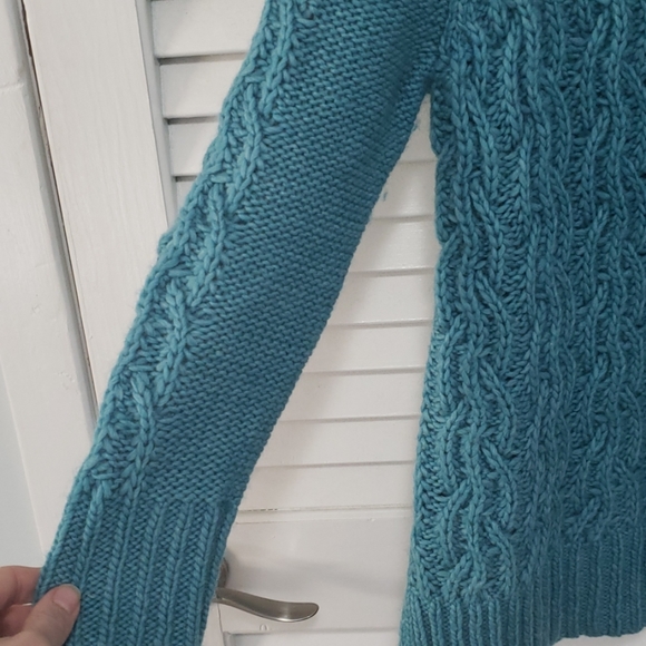 Blue sweater - Picture 4 of 4